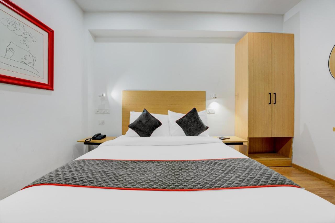 فندق شينايفي  Oyo Townhouse 74871 Thoraipakkam المظهر الخارجي الصورة