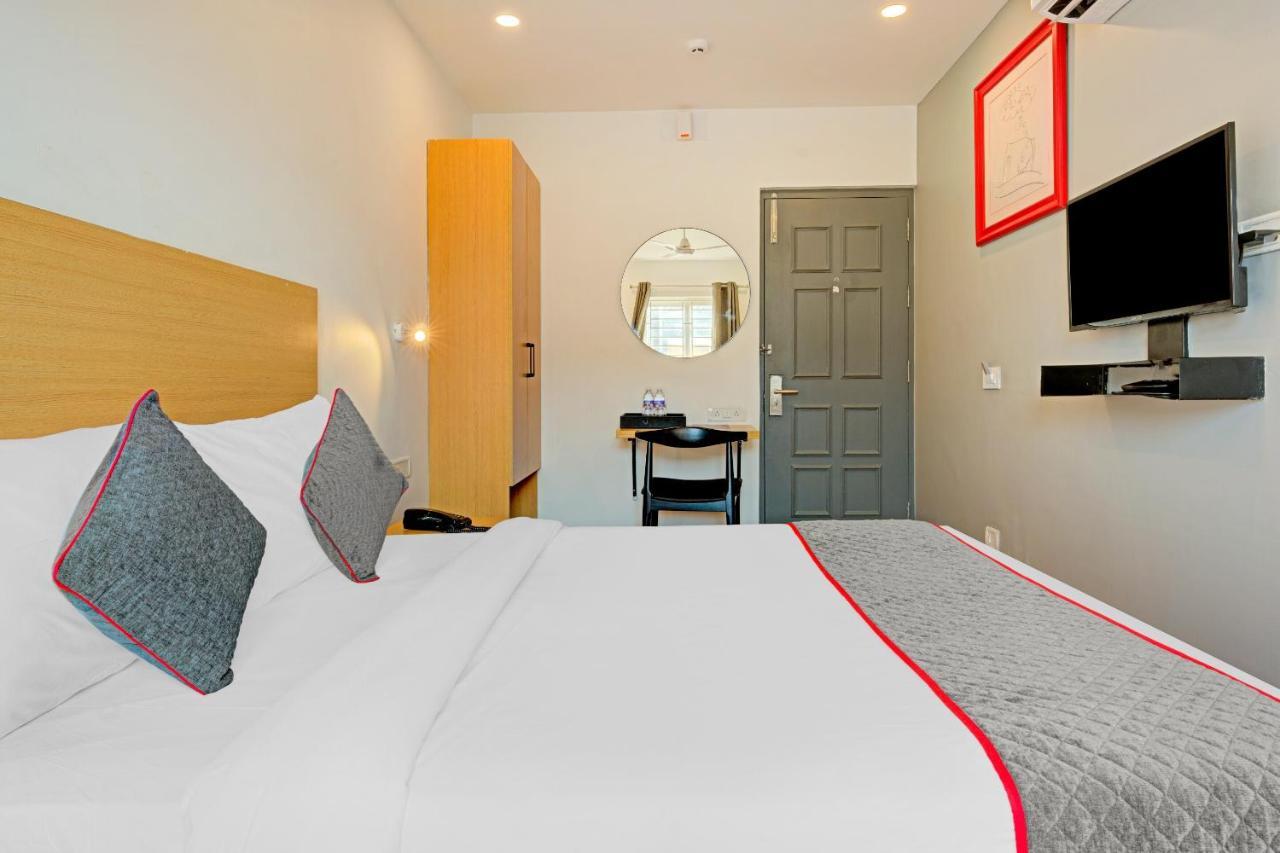 فندق شينايفي  Oyo Townhouse 74871 Thoraipakkam المظهر الخارجي الصورة